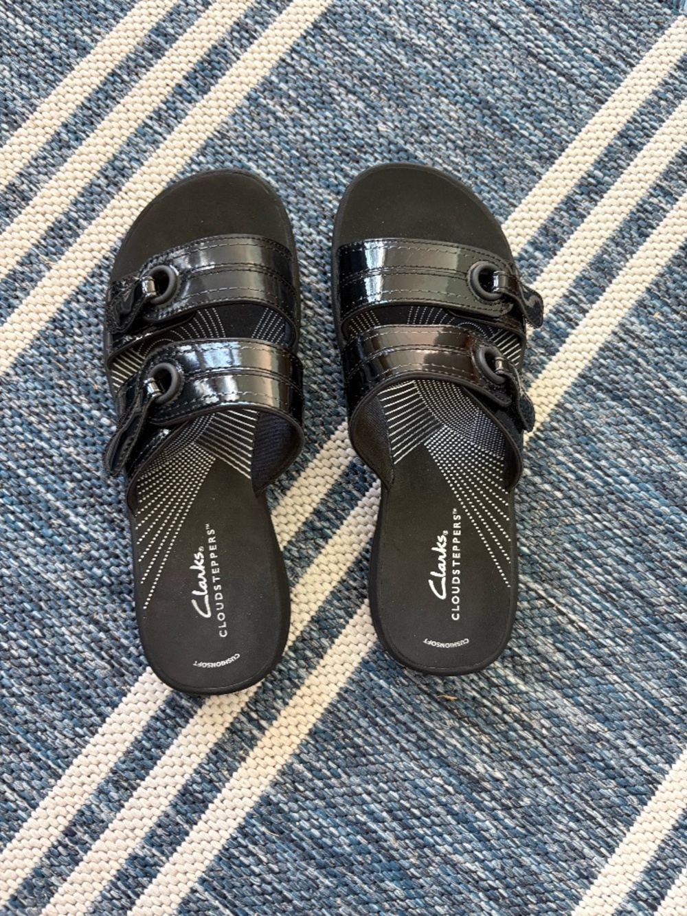Clarks Cloudsteppers Patent Sandals